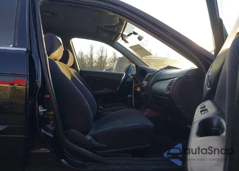 2005 Nissan Sentra 1.8 from USA, damaged, VIN 3N1CB51D35L564860